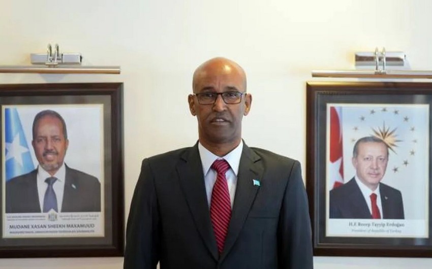 İqamətgahı Ankarada olan Somalinin Azərbaycandakı səfiri əməkdaşlıq məsələlərini müzakirə üçün Bakıya səfər edib