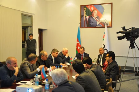 ​SOCAR-ın İnsan Resursları Departamentində QHT rəhbərləriylə görüş keçirilib