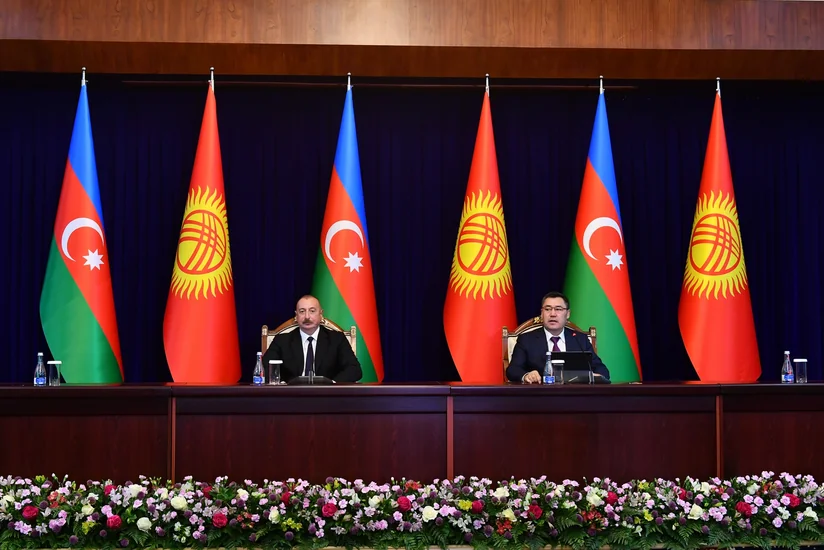Presidents of Azerbaijan and Kyrgyzstan make statements for press