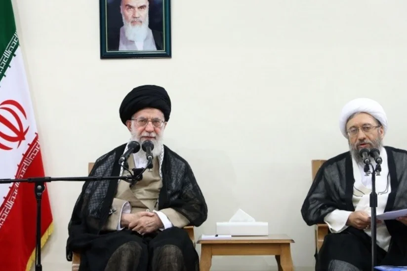 İranın ali rəhbəri ölkədə korrupsiya faktlarının olduğunu etiraf edib