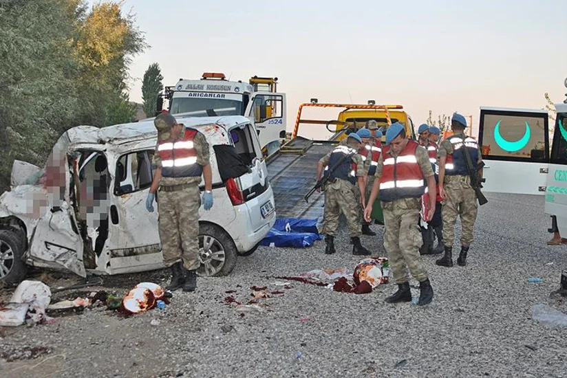 Cемь человек погибли в ДТП с участием автобуса на юго-востоке Турции