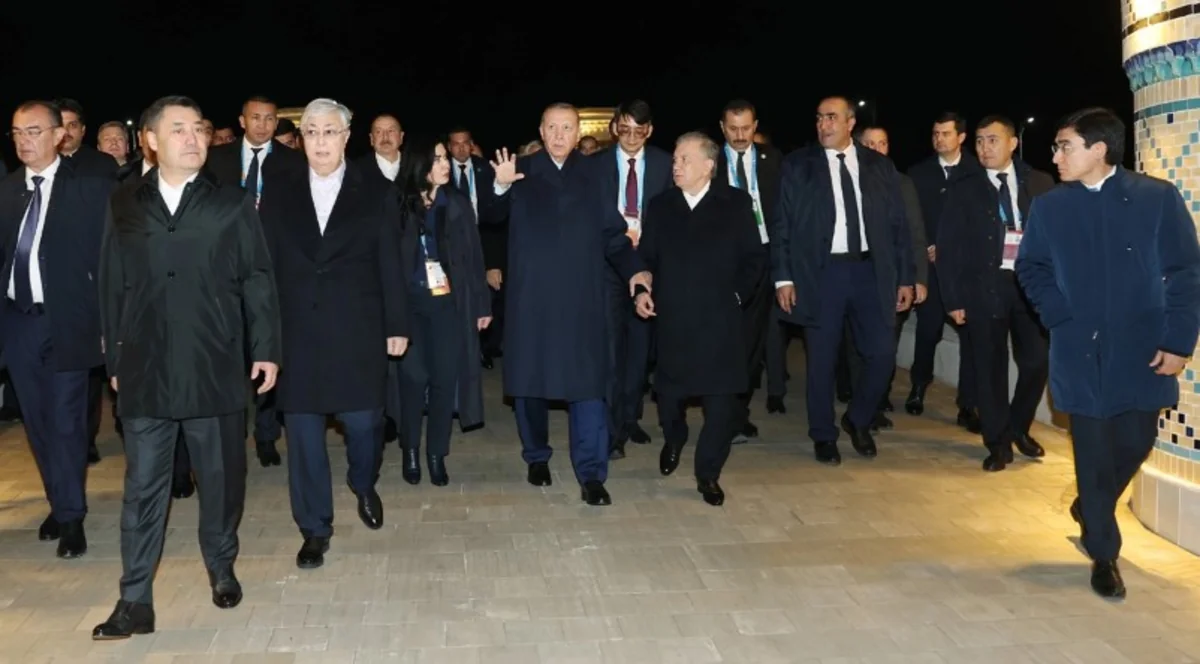 Azərbaycan Prezidenti Səmərqənddə qeyri-rəsmi şam yeməyində iştirak edib - YENİLƏNİB