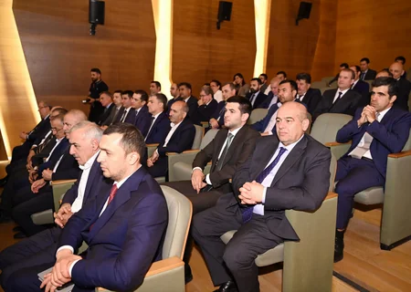 Heydər Əliyevin anadan olmasının 101-ci ildönümü münasibətilə SOCAR-da tədbir keçirilib