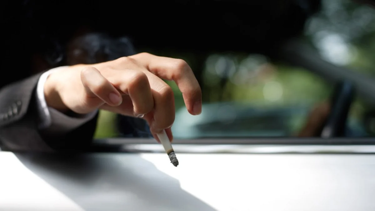 US officially raises the tobacco buying age to 21