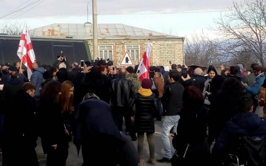 Gürcüstanda müxalifət və polis arasında qarşıdurma baş verib