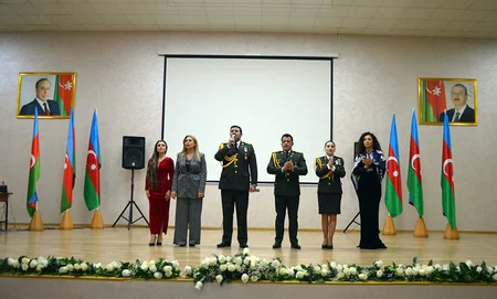 Dünya Azərbaycanlılarının Həmrəyliyi Günü və Yeni il münasibətilə Azərbaycan Ordusunda silsilə tədbirlər keçirilib