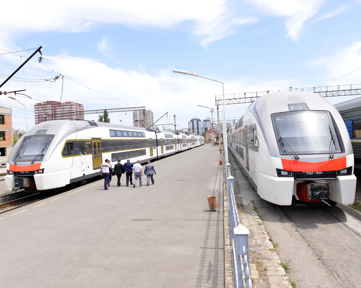 Bakı-Pirşağı-Sumqayıt-Bakı xəttinə əlavə qatarlar buraxılır