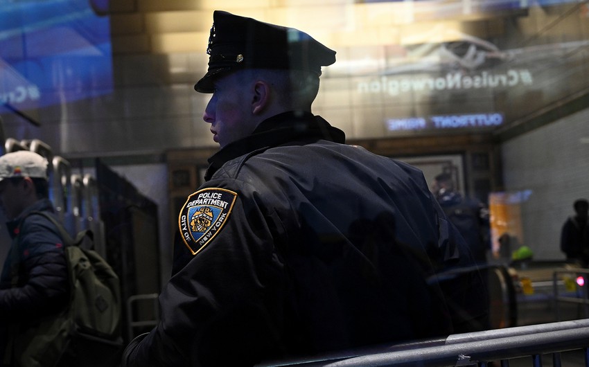 Police officer shoots man after emergency room scuffle in US