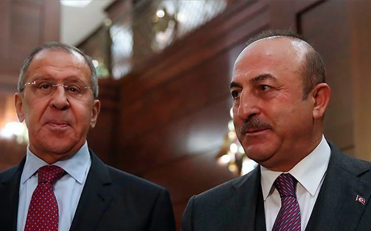 Lavrov talks with Cavusoglu over phone