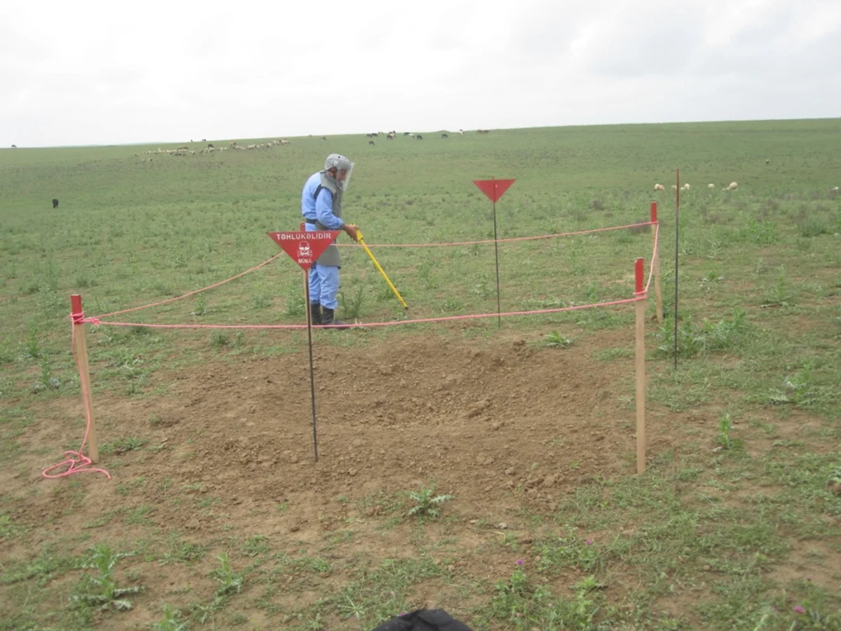 ANAMA üç rayonda 109 PHS və 3 mina aşkar edib