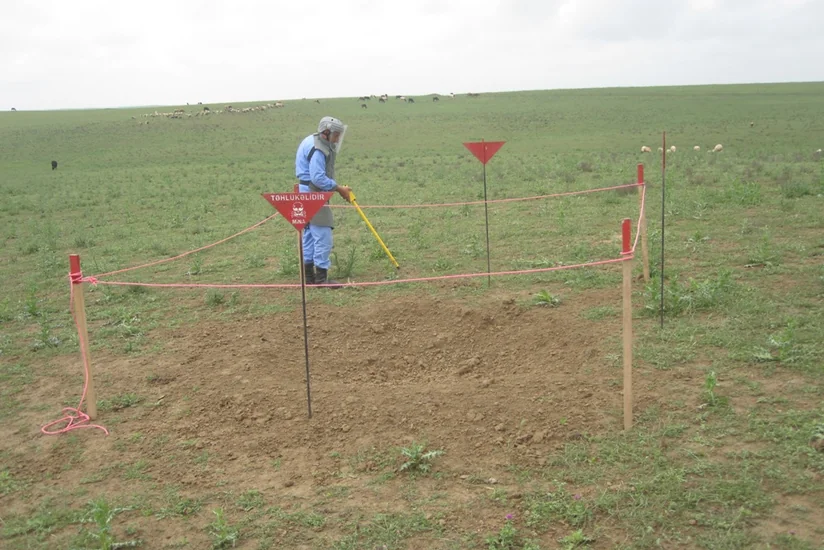 ANAMA üç rayonda 109 PHS və 3 mina aşkar edib