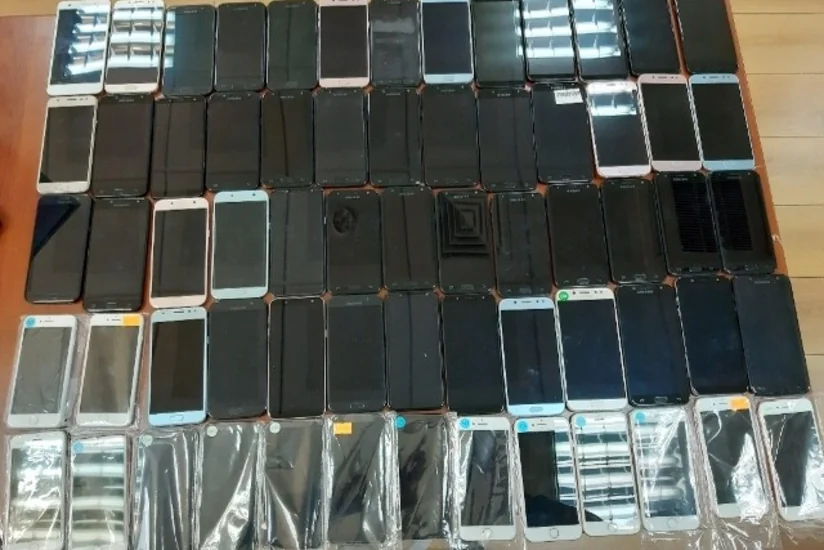Dubaydan Bakıya gələn Koreya vətəndaşında külli miqdarda mobil telefon aşkarlandı