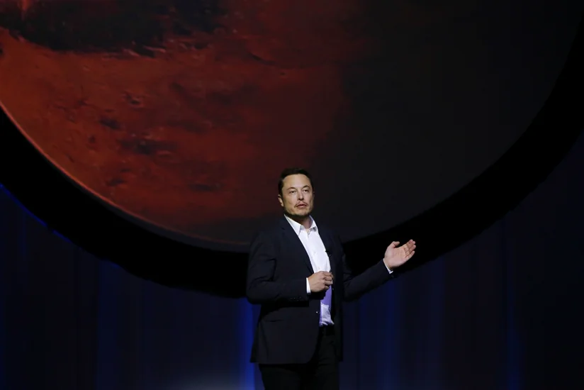 Илон Маск удалил аккаунты Tesla и SpaceX в Facebook