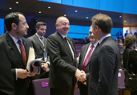 Ilham Aliyev, Emmanuel Macron hold brief meeting in Tirana