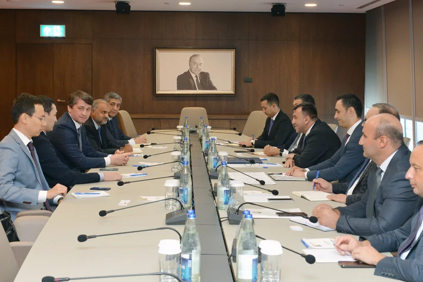 Азербайджан и Узбекистан обсудили сотрудничество в области машиностроения