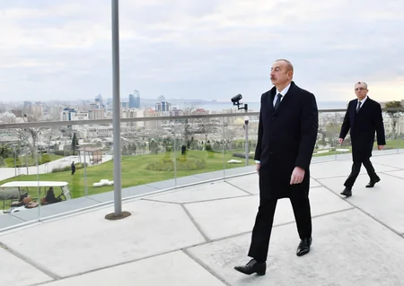 Prezident İlham Əliyev Bakıda Mərkəzi Parkın ikinci hissəsinin açılışında iştirak edib - YENİLƏNİB
