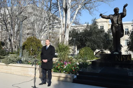 Prezident İlham Əliyev maestro Niyazinin Bakıda abidəsinin açılış mərasimində iştirak edib - YENİLƏNİB
