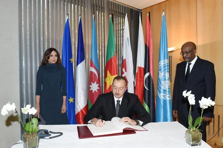 ​İlham Əliyev UNESCO Baş Konfransının 38-ci sessiyasının Liderlər Forumunda iştirak edib
