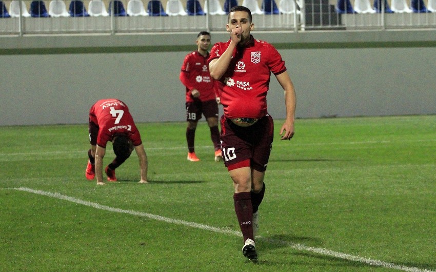 Ağayev İsraildən təklif gözləyir