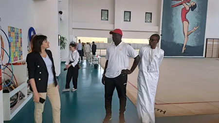 Qambiyanın gənclər və idman naziri Milli Gimnastika Arenası ilə tanış olub