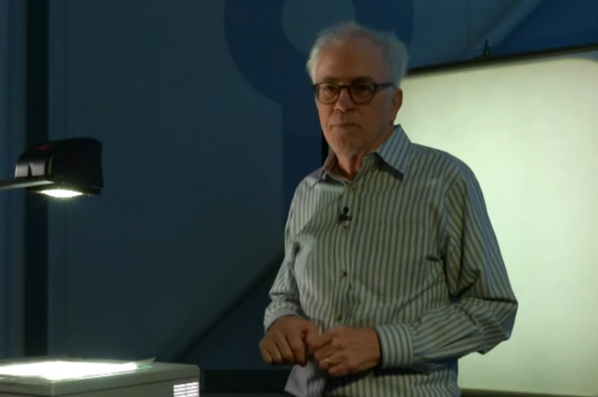 “PowerPoint”in baş tərtibatçısı Dennis Ostin vəfat edib