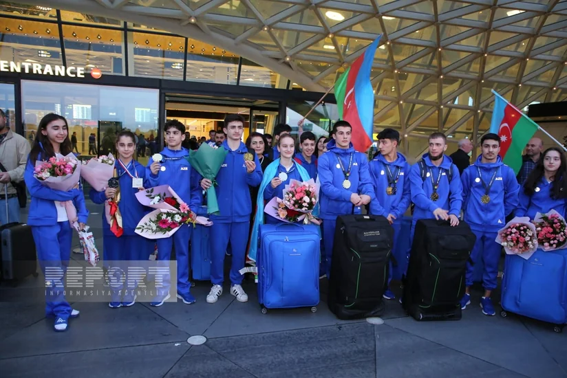Avropa çempionatında qızıl medal qazanan gimnastlarımız Vətənə dönüblər