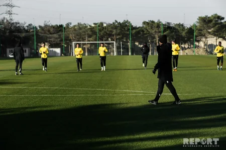 Neftçi” komandasının açıq məşqində 3 futbolçusu iştirak etməyib - FOTO