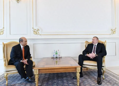 Prezident İlham Əliyev 4 ölkənin yeni səfirinin etimadnaməsini qəbul edib