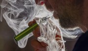 Исследование: Одноразовые вейпы опаснее обычных сигарет