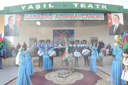 Kürdəmirdə Zəfər Günü bayram əhval-ruhiyyəsi yaradıb