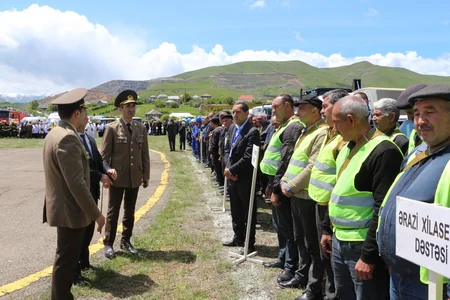 Fövqəladə Hallar Nazirliyi Mülki müdafiə məşqi keçirib
