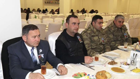 Mən atamı çox istəyirəm - şəhidin mərasimindən - REPORTAJ