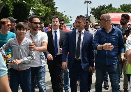 Dənizkənarı Bulvarda Azarkeş Festivalı start götürüb - VİDEO - YENİLƏNİB