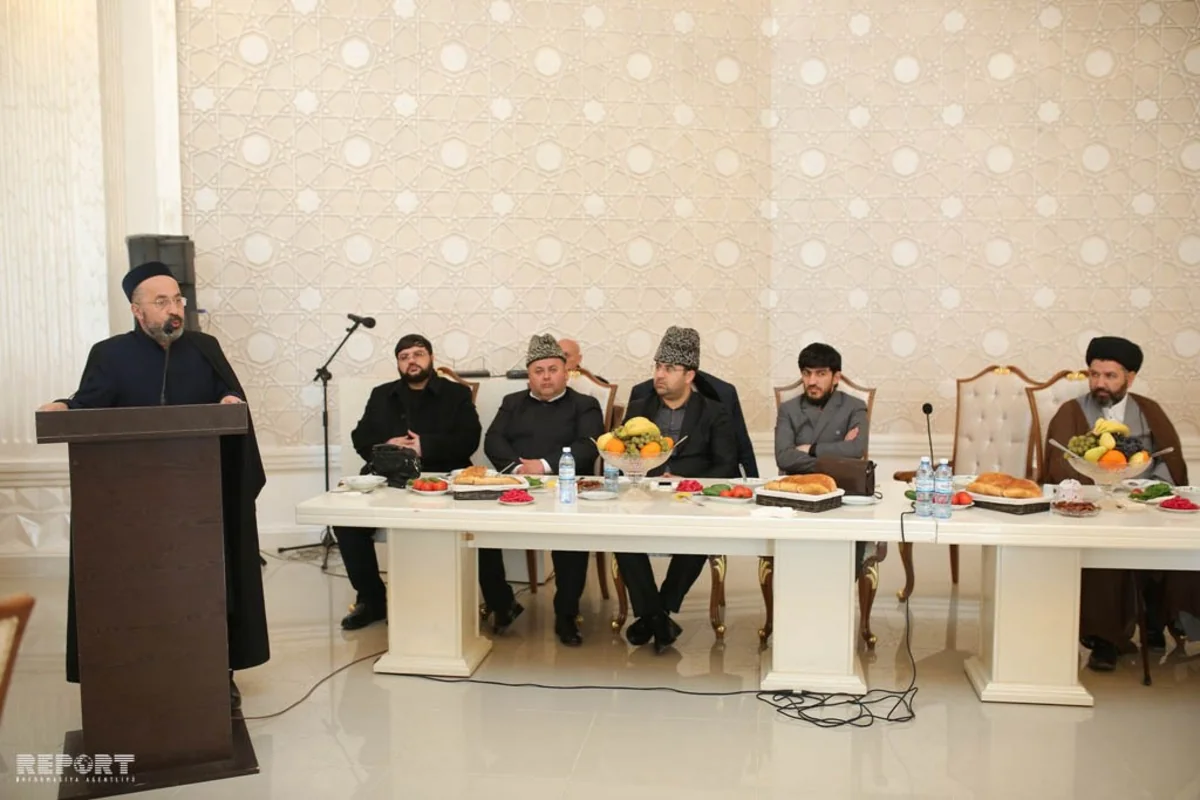 Gəncənin İmamzadə dini kompleksində ehsan süfrəsi açılıb