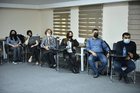 Medianın İnkişafı Agentliyində jurnalistlər üçün təlim keçirilir
