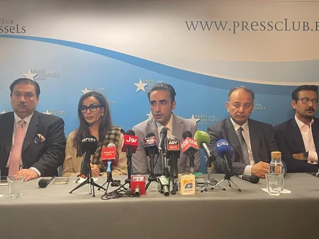 Pakistanlı deputat: İki nüvə dövləti arasında münaqişənin həlli üçün daha fəal beynəlxalq vasitəçilik lazımdır