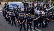 На акции протеста в Нью-Йорке полиция задержала более 80 человек