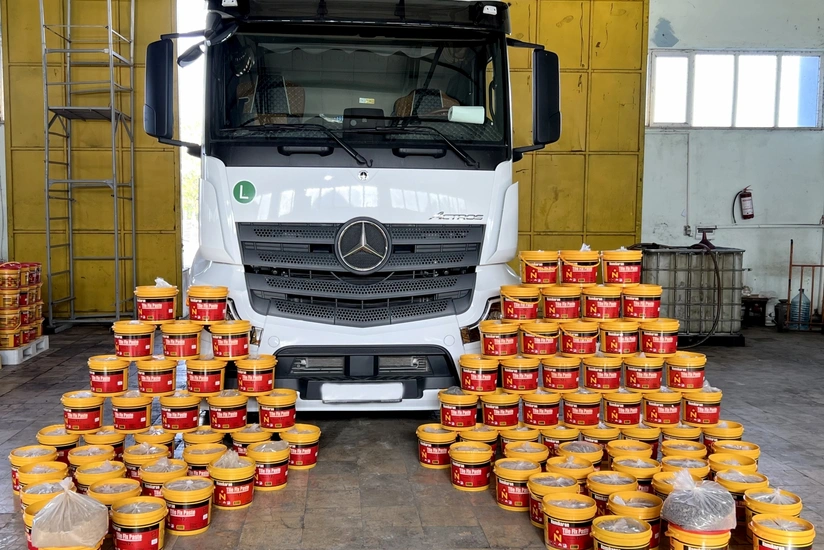 Azərbaycan gömrükçüləri İrandan Niderlanda yarım ton narkotik aparılmasının qarşısını alıb