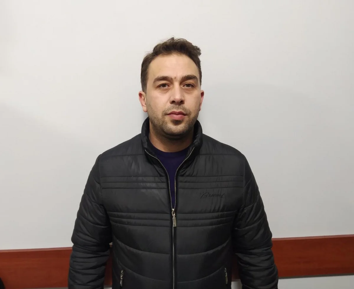 Qubada narkotikin təsiri altında avtomobil idarə edən şəxs saxlanılıb 