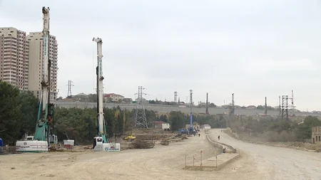 Avtovağzal dairəsindən Bakı Dairəvi-1 avtomobil yoluna yeni çıxış yolu tikilir