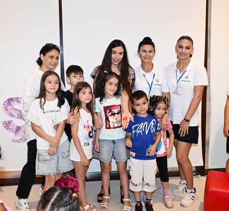 First Vice-President Mehriban Aliyeva attends celebration organized for children by Heydar Aliyev Foundation
