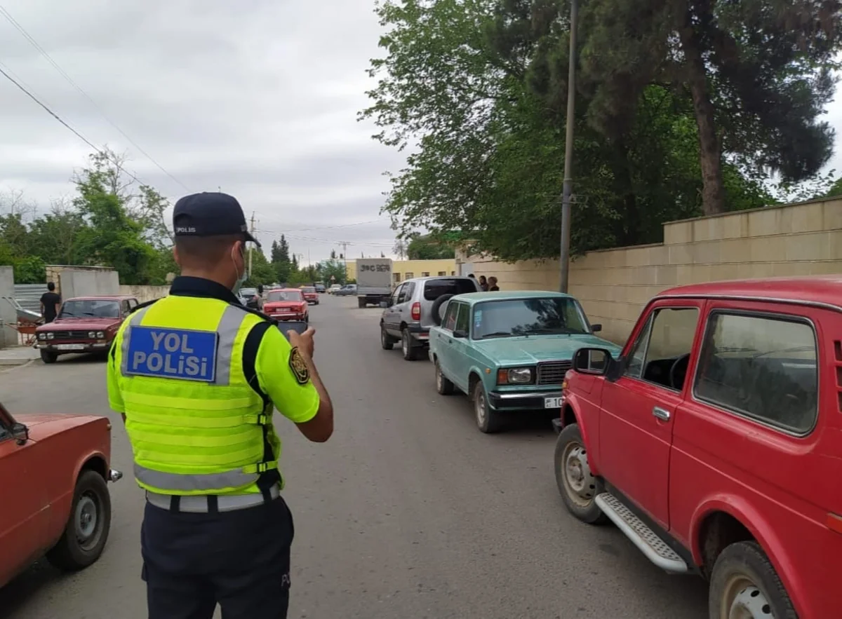 Cəlilabadda qayda pozan sürücülər cərimələnib