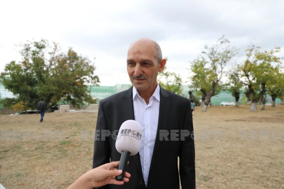 Şuşa sakini: Şuşaya gələn kimi torpağa səcdə edib namaz qıldım