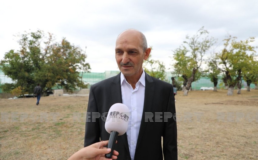 Şuşa sakini: Şuşaya gələn kimi torpağa səcdə edib namaz qıldım