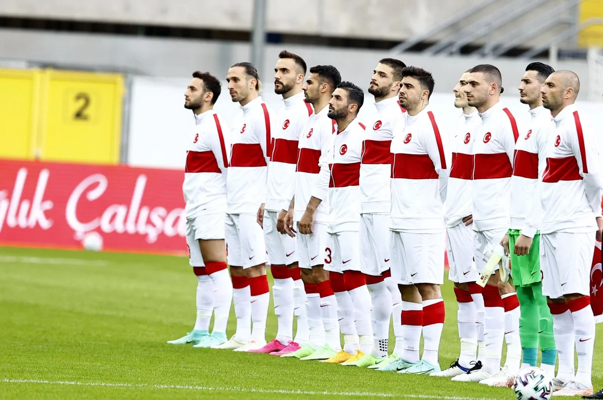 Евро-2020: Стали известны стартовые составы на матч открытия