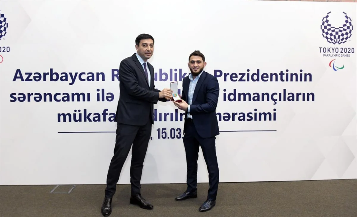 Azərbaycanın tanınmış idmançıları mükafatlandırılıb