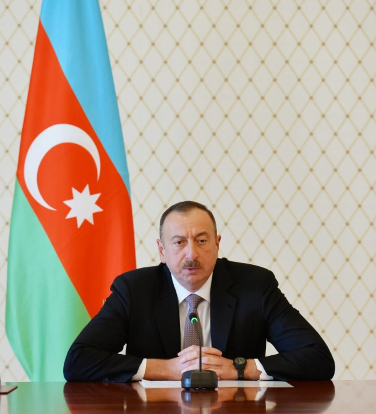 Azərbaycan Prezidenti: Valyuta bazarının tənzimlənməsi ilə bağlı Milli Məclisə təkliflər göndərilib