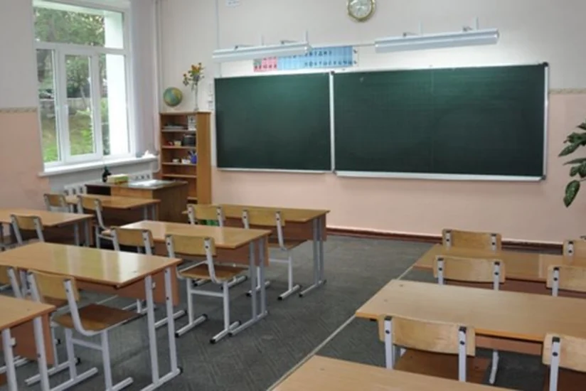 В Уфе учительница средней школы родила во время урока