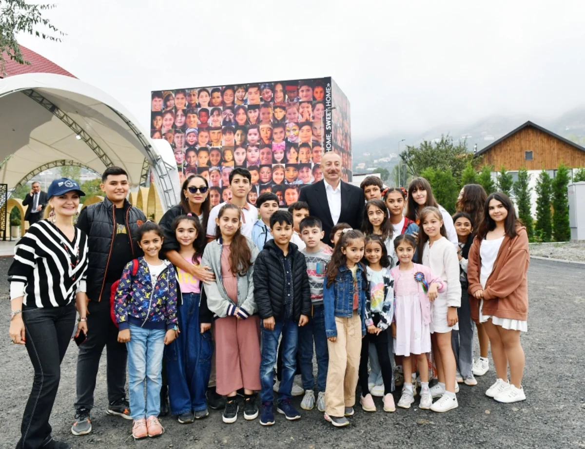 İlham Əliyev və Mehriban Əliyeva “Laçın Şəhəri Günü” bayram şənliklərində iştirak ediblər - YENİLƏNİB