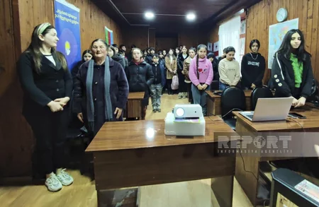 Gürcüstanda Xocalı soyqırımının 32-ci ildönümü ilə əlaqədar anım tədbiri keçirilib